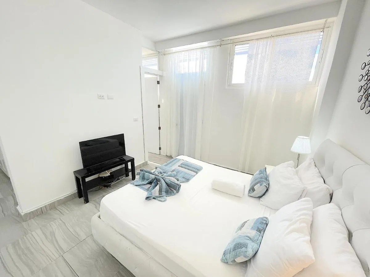 *****  Rooftop Pool Ducassi Studio Suites Deluxe Hotel Beach Club & Spa Punta Cana Dominik Cumhuriyeti